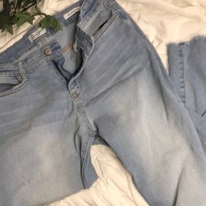cropped relaxed skinny jeans